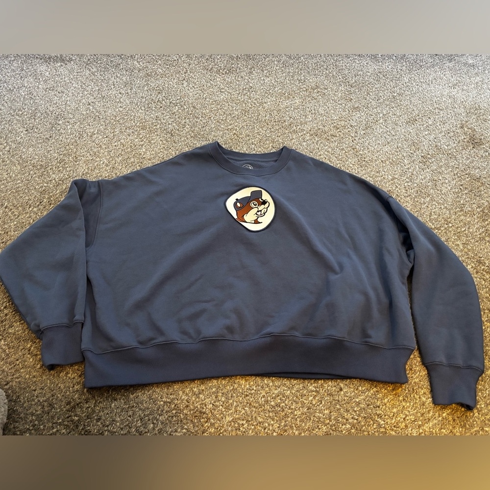 Buc-ee's sweater blue size 3X